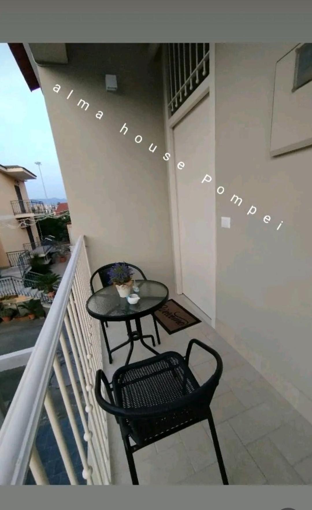 Alma House Pompei Villa ภายนอก รูปภาพ